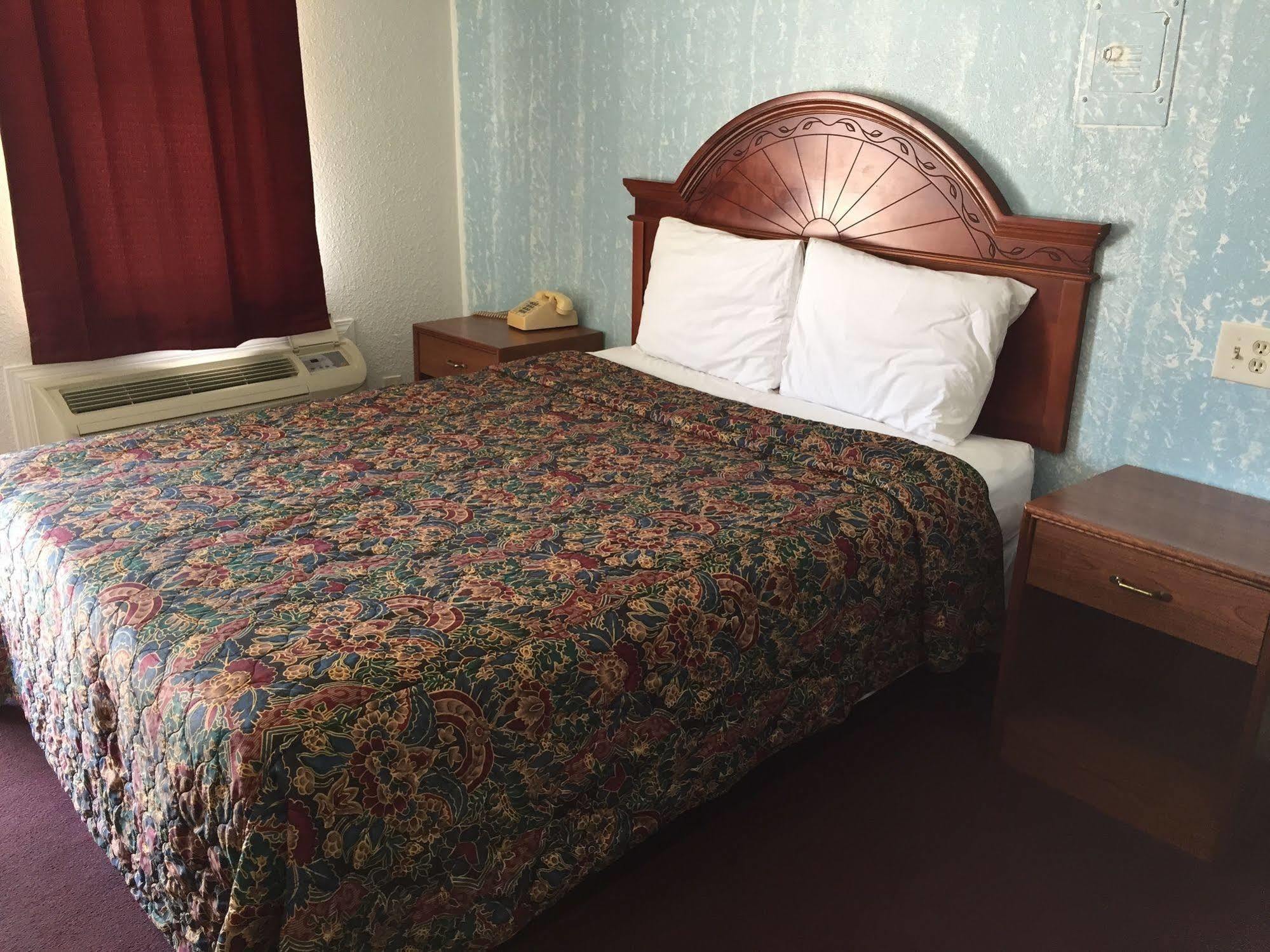 Motel Mayo Roswell