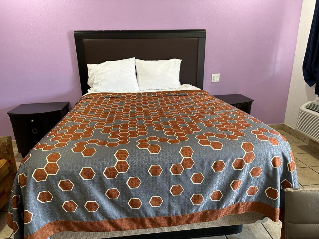 Motel Mayo 2*